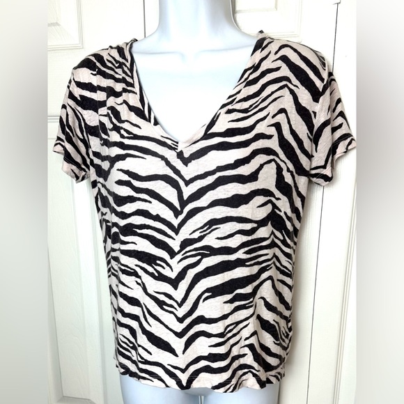 RAILS Cara Tiger Striped VNeck Tee T-Shirt Top Ivory Black Linen Blends Blouse - Picture 2 of 16